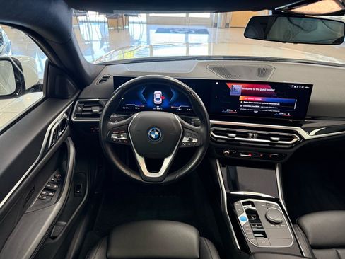 Used 2023 BMW i4 eDrive35 RWD image 10