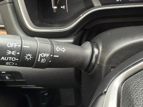 Used 2018 Honda CR-V Touring image 14