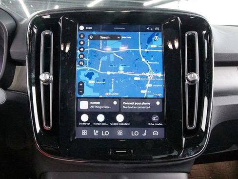 Certified 2023 Volvo C40 P8 Recharge Ultimate w/ Protection Package Premier AWD/4WD image 12