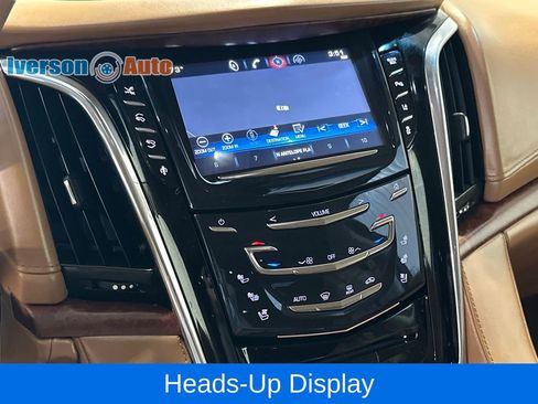Used 2015 Cadillac Escalade Platinum AWD/4WD image 22