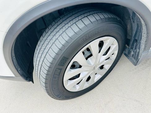 Used 2016 Nissan Rogue S w/ Appearance Package image 29