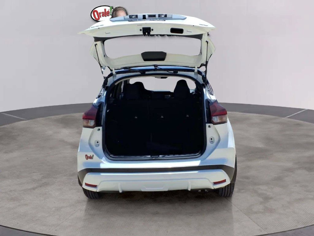 Used 2024 Nissan Kicks SV FWD image 20