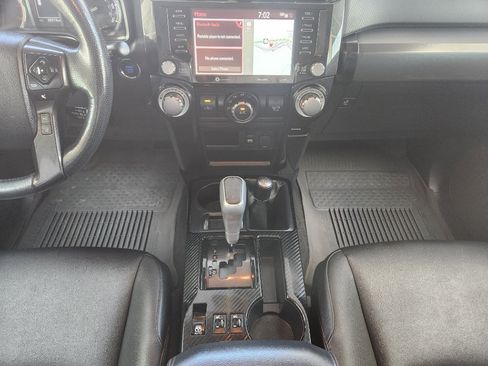 Used 2023 Toyota 4Runner TRD Off-Road Premium w/ Moonroof Package AWD/4WD image 25