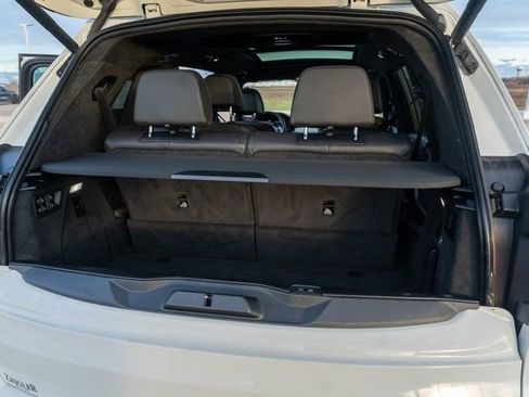 Used 2022 BMW X7 M50i w/ Dynamic Handling Package image 18