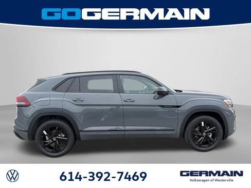 New 2026 Volkswagen Atlas Cross Sport SEL R-Line AWD/4WD image 7