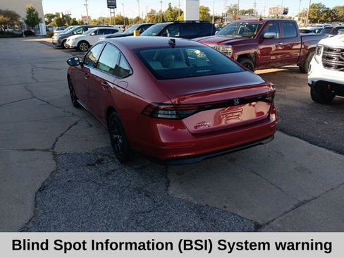 New 2025 Honda Accord SE image 7