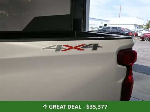 Used 2024 Chevrolet Silverado 1500 LT w/ Protection Package AWD/4WD image 18