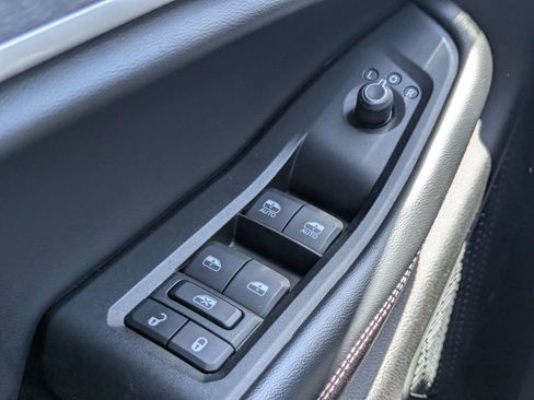 Used 2021 Jeep Grand Cherokee L Limited RWD image 28