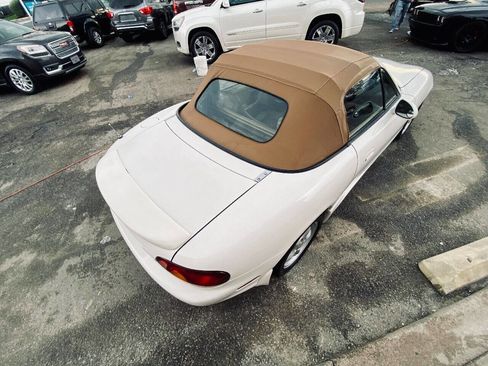 Used 2000 MAZDA MX-5 Miata LS image 27