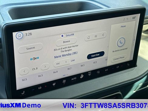 Certified 2025 Ford Maverick Lariat w/ Black Appearance Package image 27