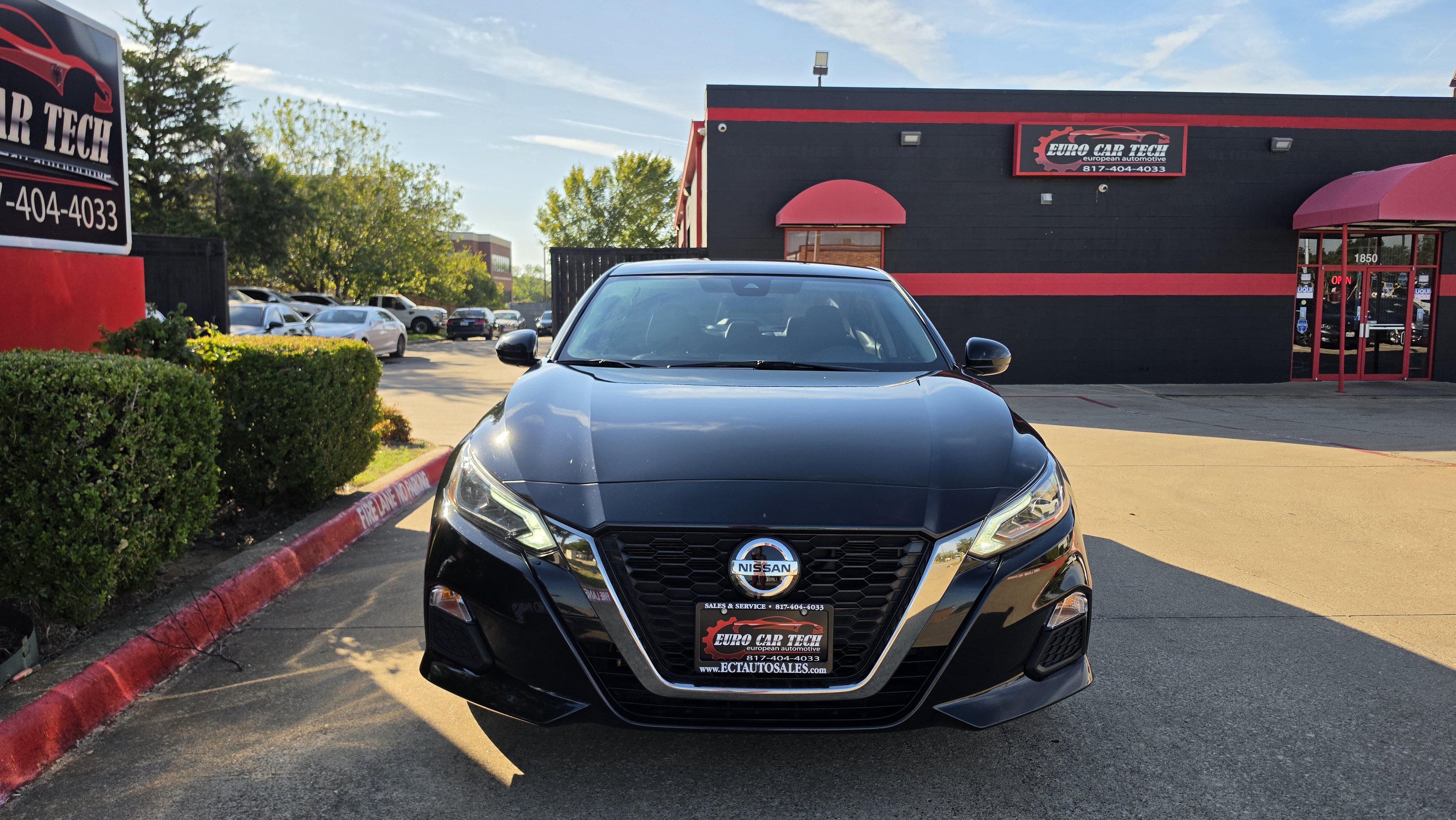 Used 2020 Nissan Altima 2.5 SR FWD image 5