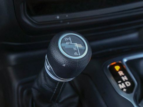 Used 2023 Jeep Wrangler Sport S image 20