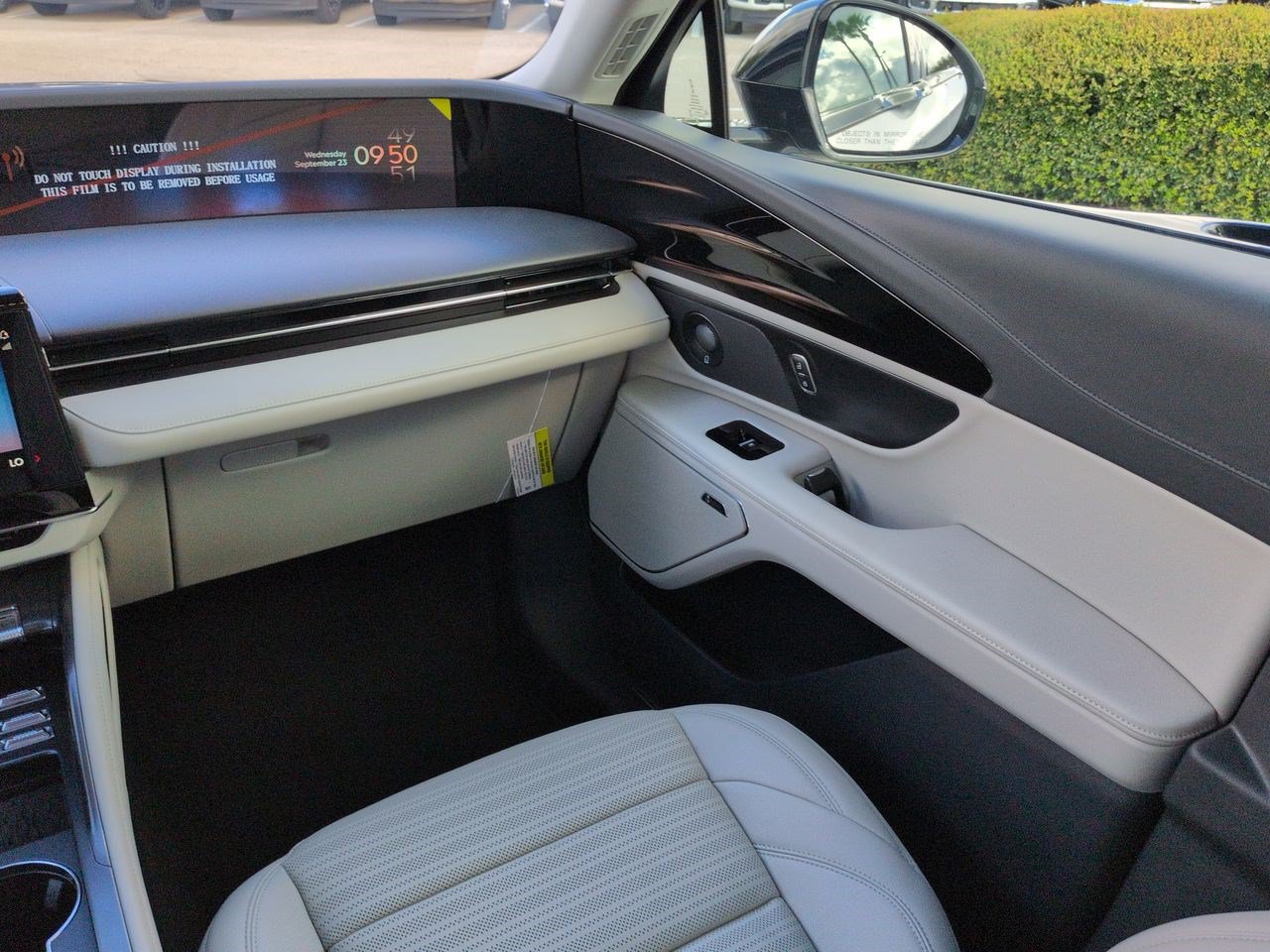New 2026 Lincoln Nautilus Reserve AWD/4WD image 17