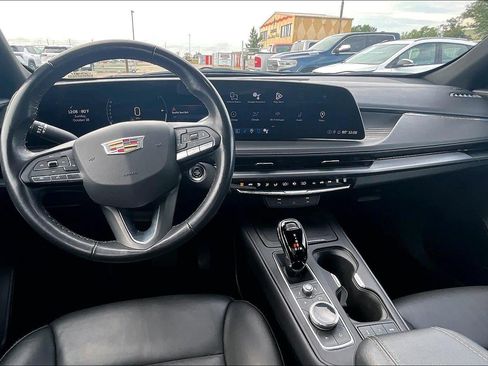 Certified 2024 Cadillac XT4 Premium Luxury AWD/4WD image 12
