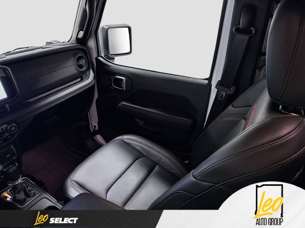 Used 2024 Jeep Wrangler Unlimited Rubicon AWD/4WD image 26