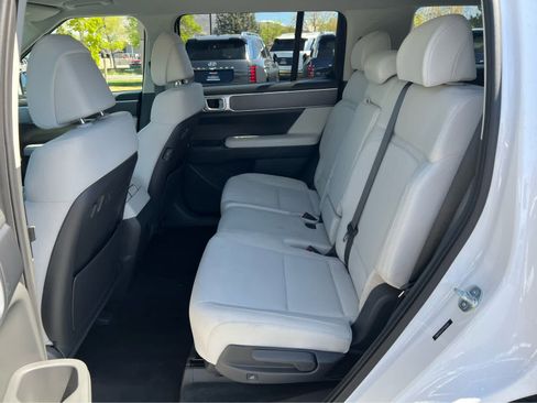 New 2026 Hyundai Santa Fe SE AWD/4WD image 26