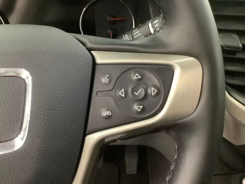Used 2023 GMC Acadia Denali w/ Denali Technology Package AWD/4WD image 16