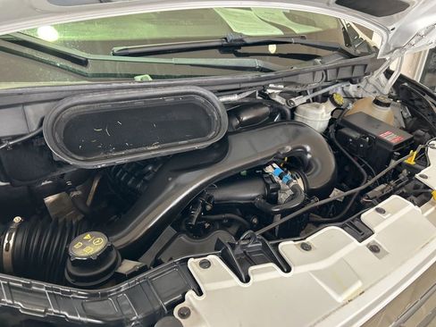 Used 2016 Ford Transit 250 130 Low Roof w/ Exterior Upgrade Package image 11