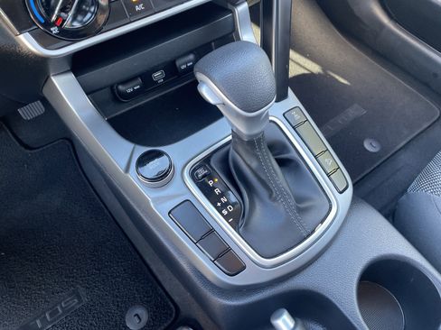 Used 2023 Kia Seltos LX image 23