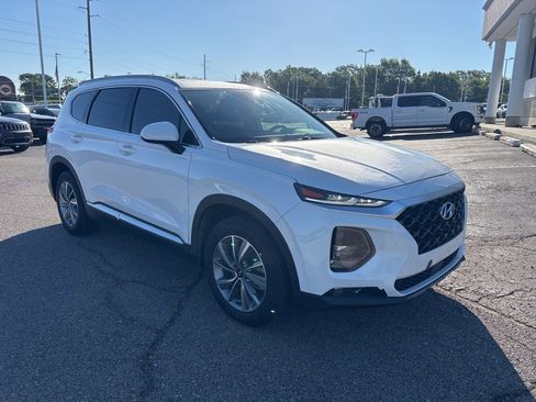 Used 2019 Hyundai Santa Fe SEL FWD image 1