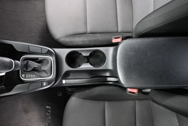 Used 2020 Kia Soul LX FWD image 25