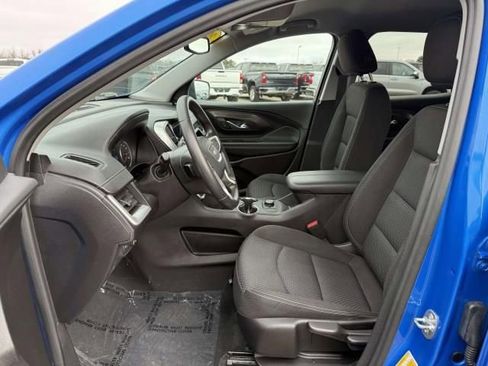 Used 2024 GMC Terrain SLE AWD/4WD image 11