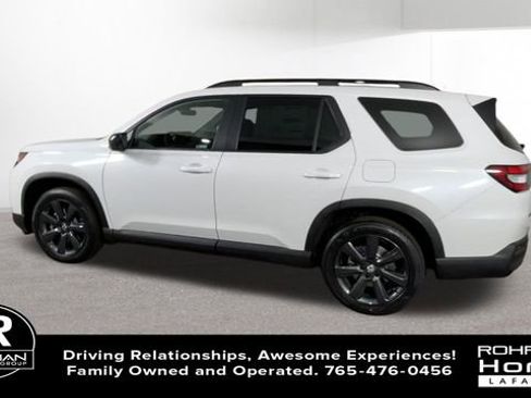 New 2026 Honda Pilot Sport image 6