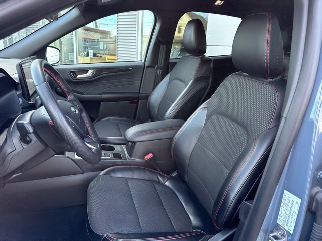 Certified 2023 Ford Escape ST-Line w/ Tech Pack #1 AWD/4WD image 11