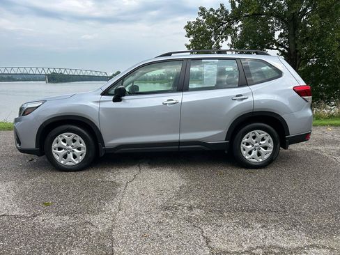 Used 2021 Subaru Forester AWD/4WD image 2