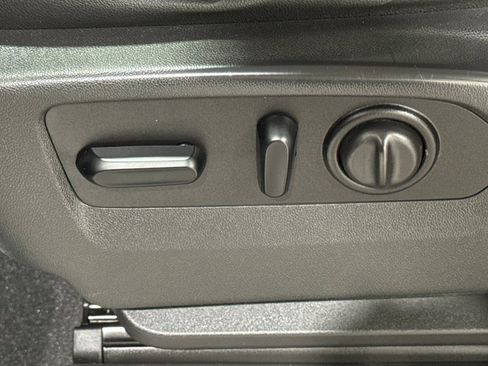 Used 2021 Chevrolet Silverado 1500 LTZ image 19