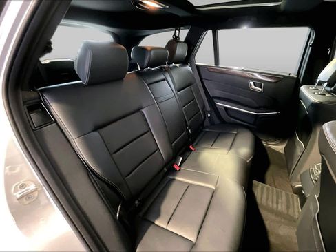 Used 2016 Mercedes-Benz E 350 4MATIC Wagon image 20