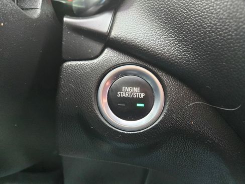 Used 2022 Chevrolet Equinox LT FWD image 22