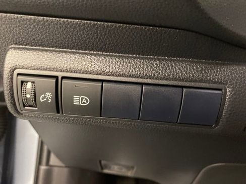 Certified 2021 Toyota Corolla SE image 17