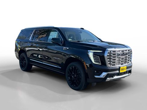 New 2026 GMC Yukon XL Denali image 7