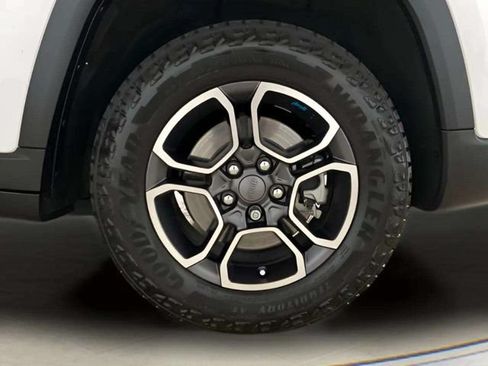 Used 2023 Jeep Grand Cherokee Trailhawk w/ Advanced Protech Group II AWD/4WD image 96