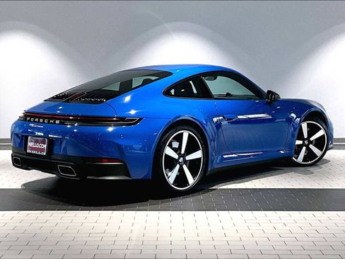 Used 2025 Porsche 911 Carrera S image 10