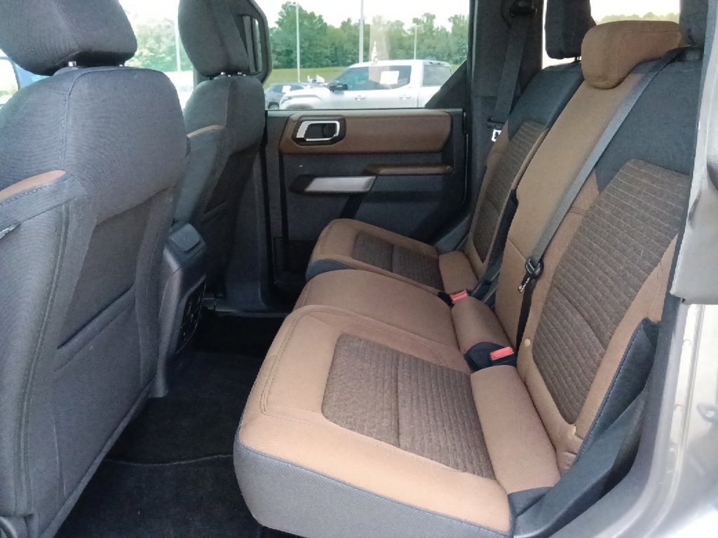 Used 2023 Ford Bronco Outer Banks AWD/4WD image 26