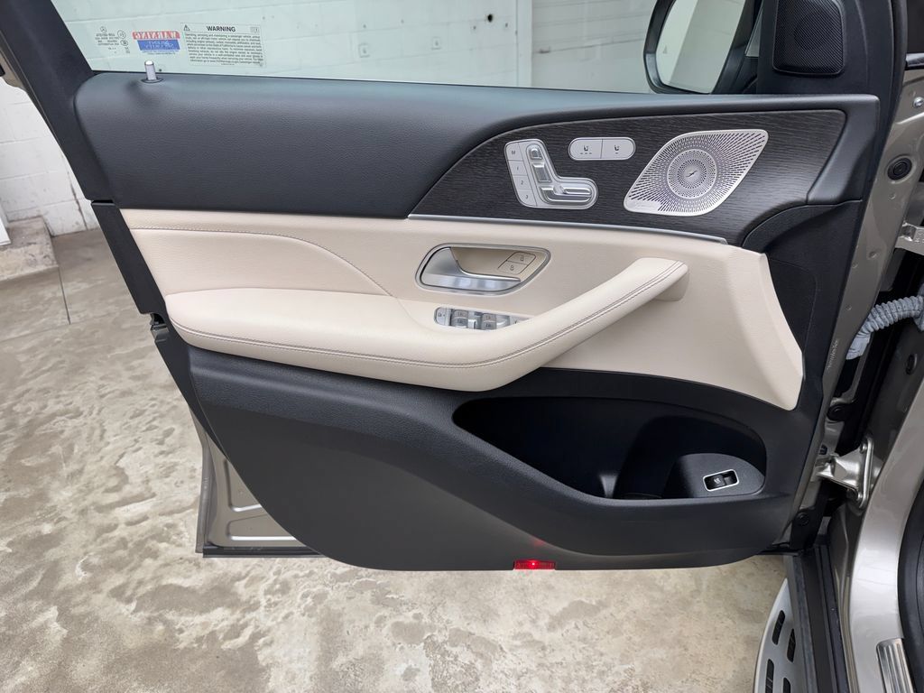 Used 2022 Mercedes-Benz GLE 450 4MATIC image 11