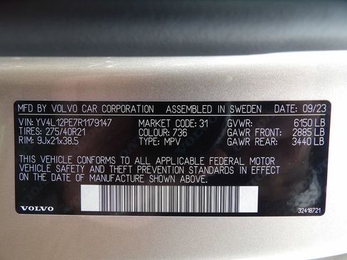 Certified 2024 Volvo XC90 B5 Plus image 32