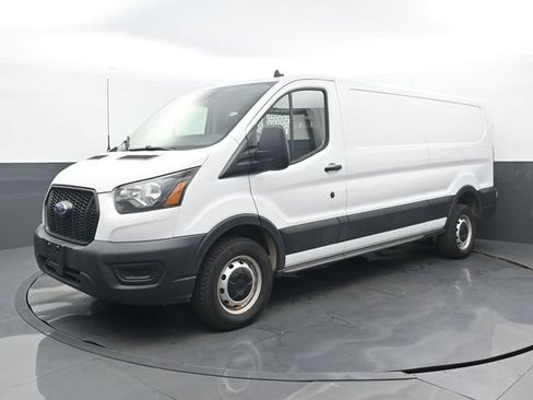 Used 2023 Ford Transit 250 Low Roof RWD image 8