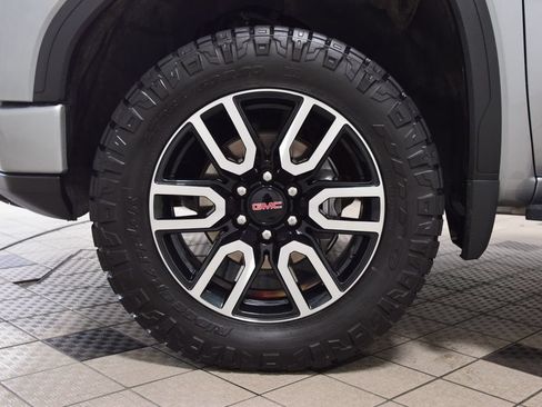 Used 2023 GMC Sierra 1500 AT4 w/ Technology Package AWD/4WD image 24
