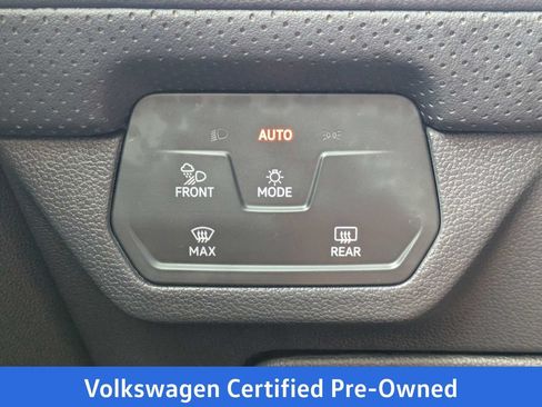 Certified 2024 Volkswagen Atlas SE FWD image 27