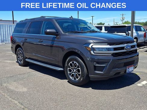 Used 2022 Ford Expedition Max XLT AWD/4WD image 1