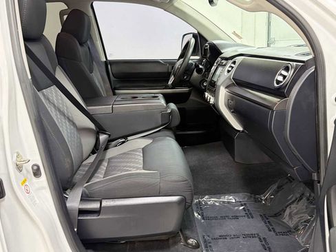 Used 2019 Toyota Tundra SR5 AWD/4WD image 28