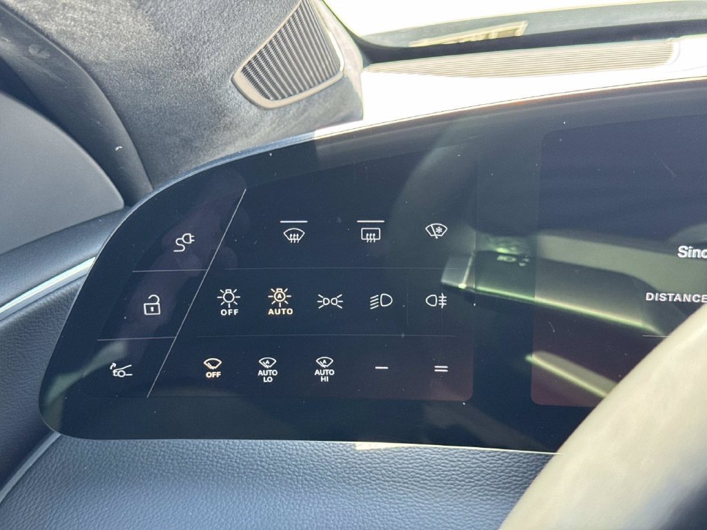 Used 2023 Lucid Air Touring AWD/4WD image 27