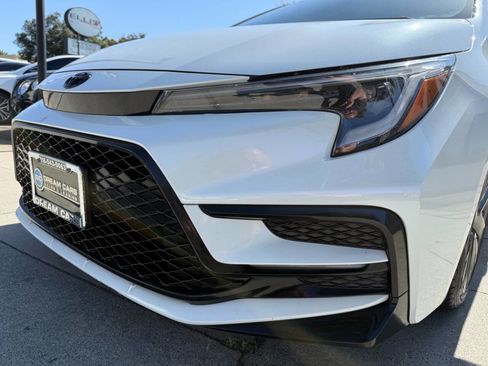 Used 2023 Toyota Corolla SE FWD image 16