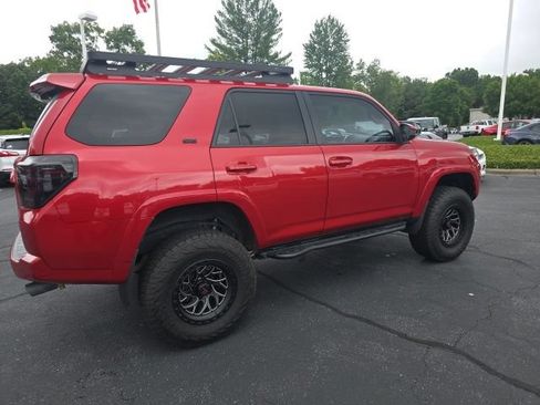 Used 2016 Toyota 4Runner SR5 AWD/4WD image 7