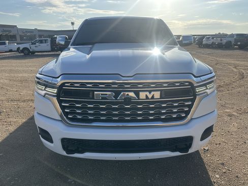 Used 2025 RAM 1500 Limited AWD/4WD image 8