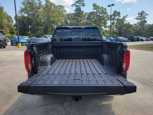 New 2026 GMC Sierra 1500 SLT w/ SLT Premium Plus Package image 8
