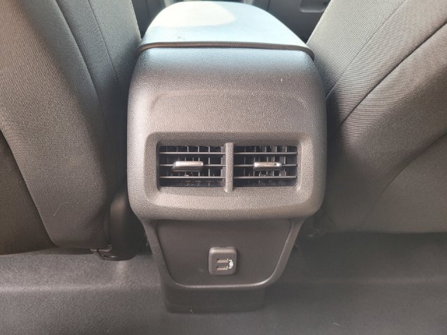Used 2021 Chevrolet Equinox LT AWD/4WD image 17